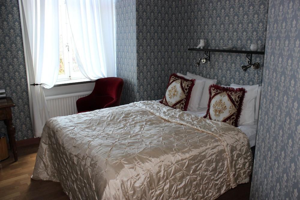 Hotell Laeckoe Lidkoping Bagian luar foto