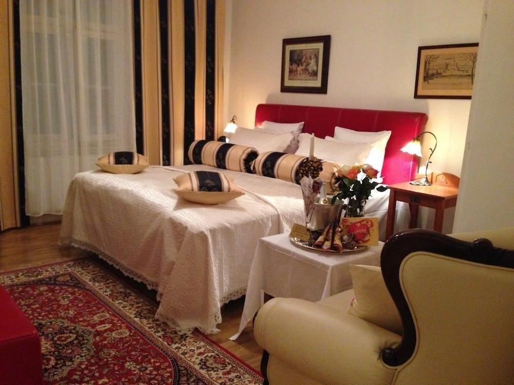 Hotell Laeckoe Lidkoping Bagian luar foto