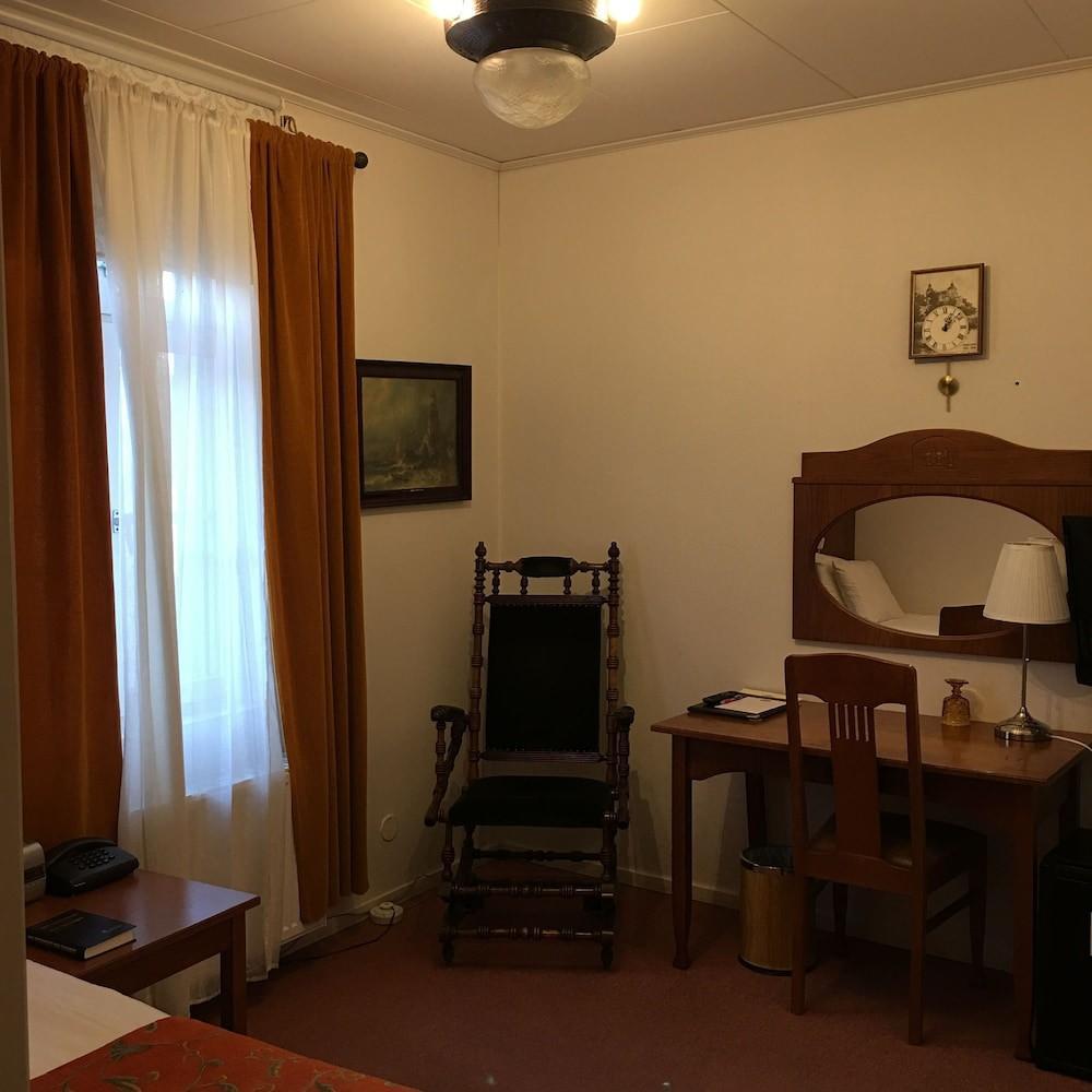 Hotell Laeckoe Lidkoping Bagian luar foto