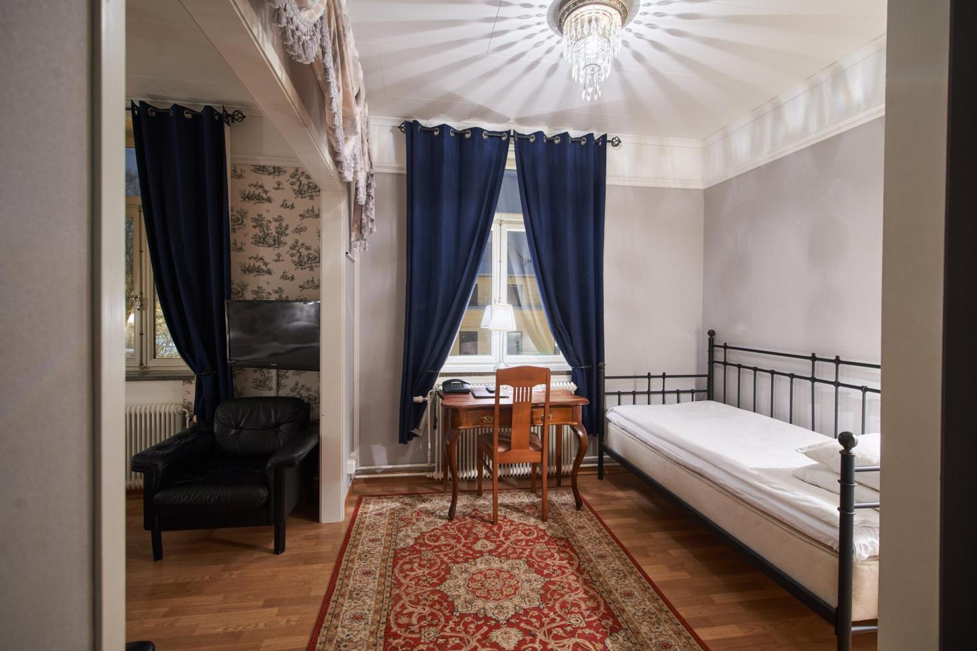 Hotell Laeckoe Lidkoping Bagian luar foto