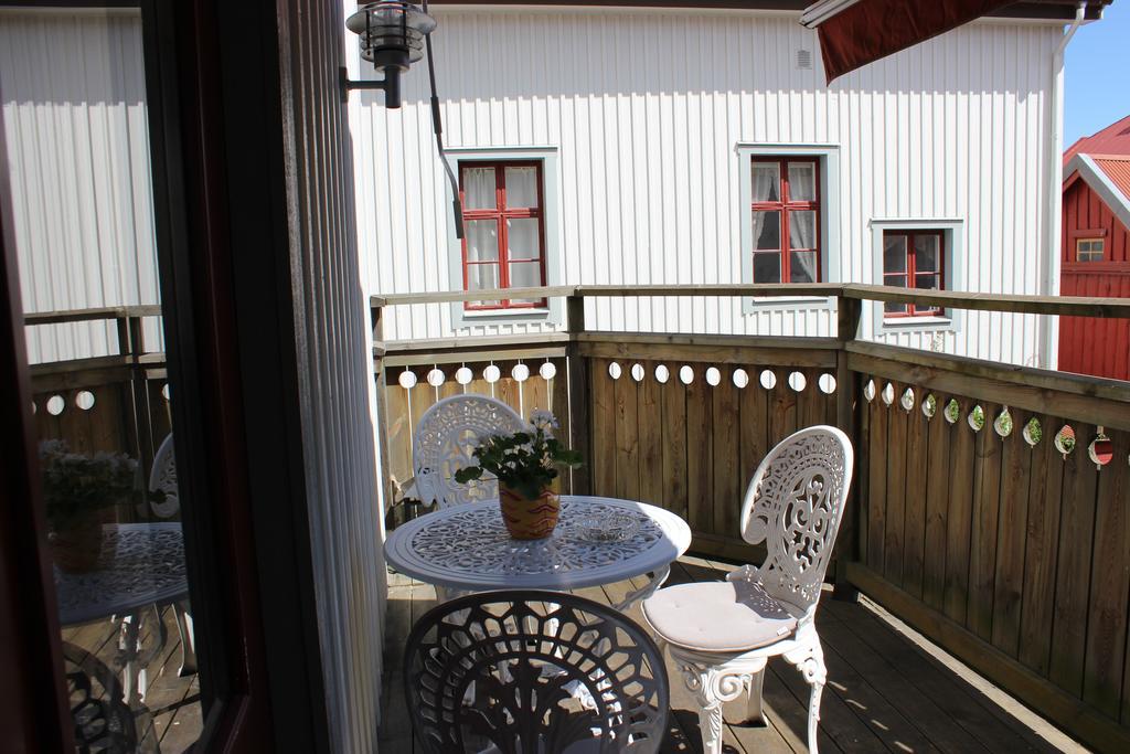 Hotell Laeckoe Lidkoping Bagian luar foto