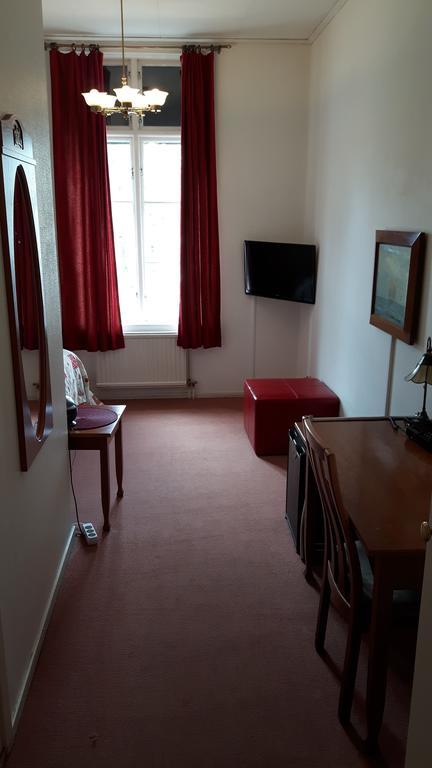 Hotell Laeckoe Lidkoping Bagian luar foto