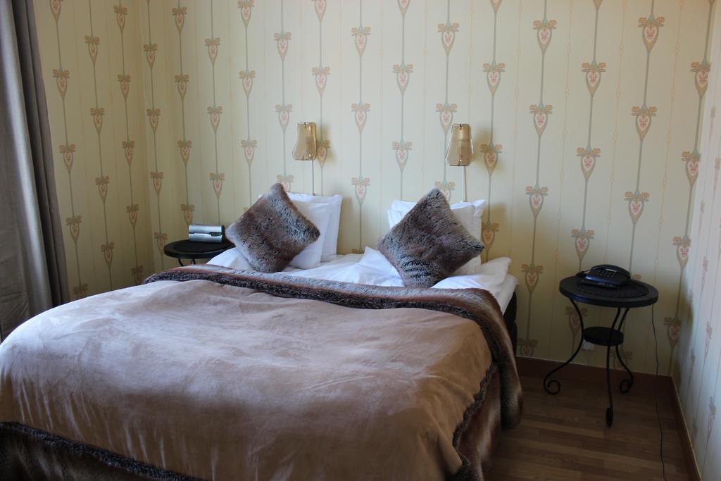 Hotell Laeckoe Lidkoping Bagian luar foto